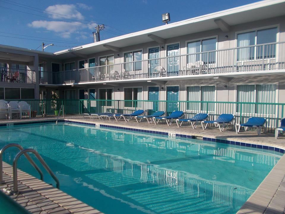 Admiral Motor Inn Myrtle Beach Exterior photo