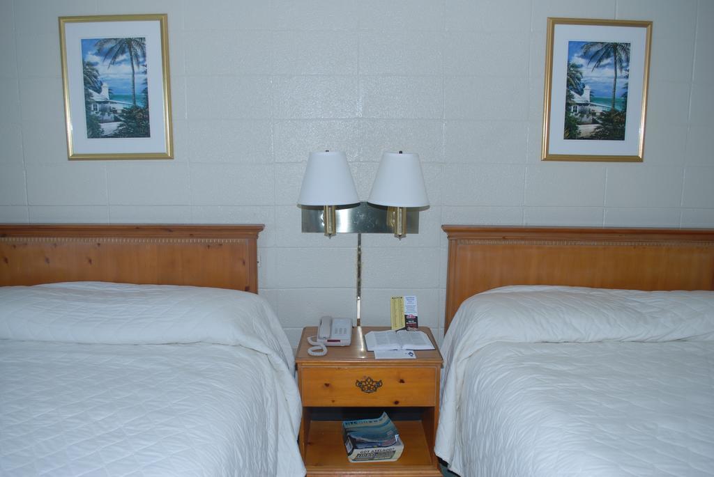 Admiral Motor Inn Myrtle Beach Exterior photo