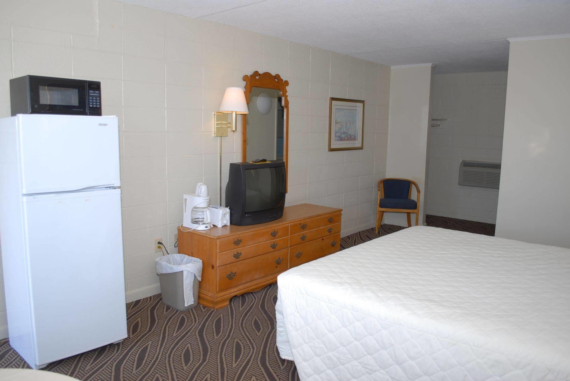 Admiral Motor Inn Myrtle Beach Exterior photo